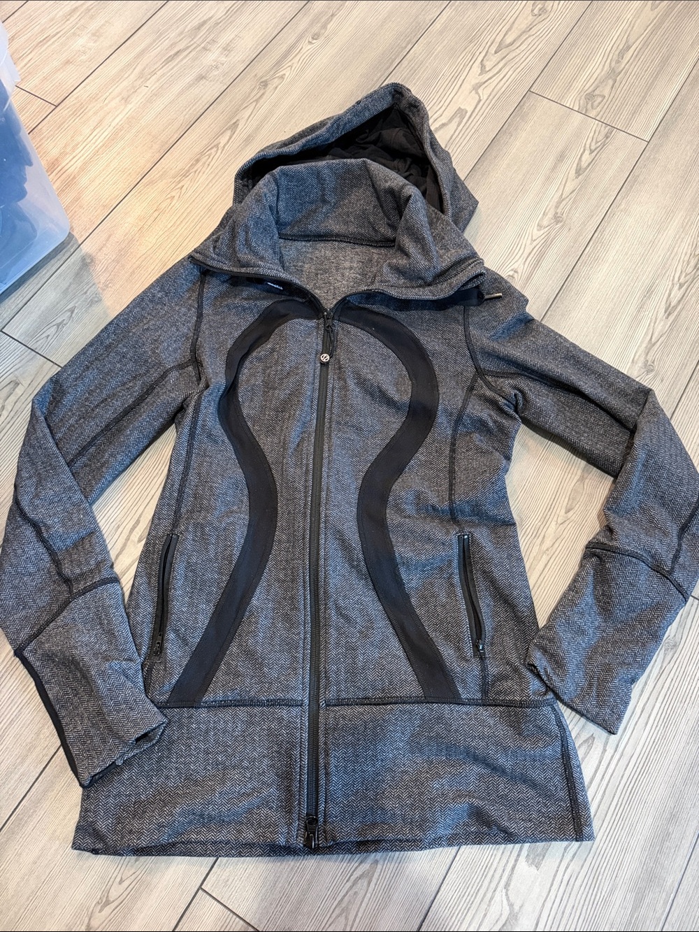 Lululemon Stride Jacket Brushed
Black Heathered Coal Herringbone  size 8